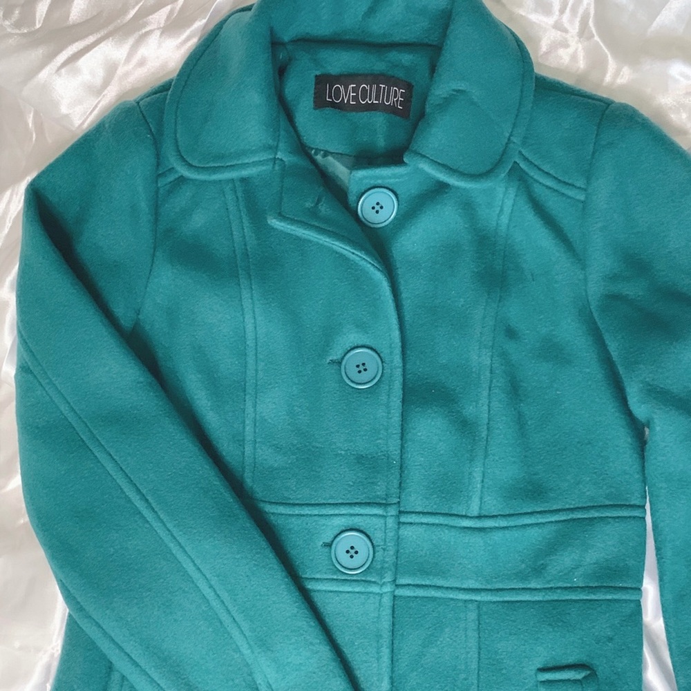 Coat - Picture 2 of 3